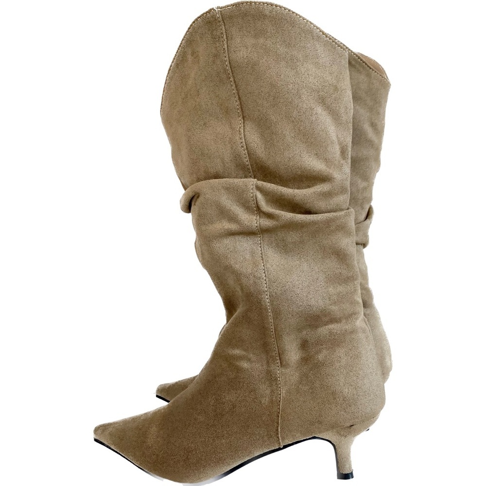 NEW Women’s Beige Ruched Pointed Toe Kitten Heel Pull-on Slouch Boot 9.5 M / 40